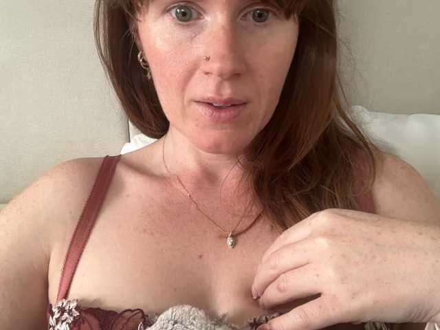REDHEADROSIE