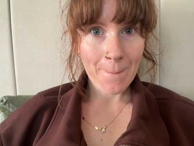 REDHEADROSIE