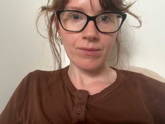 REDHEADROSIE live cam on UnifiedCams