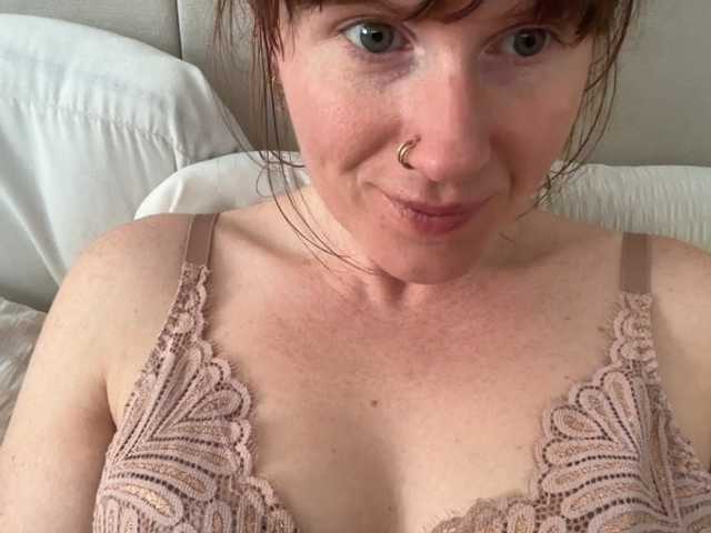 REDHEADROSIE