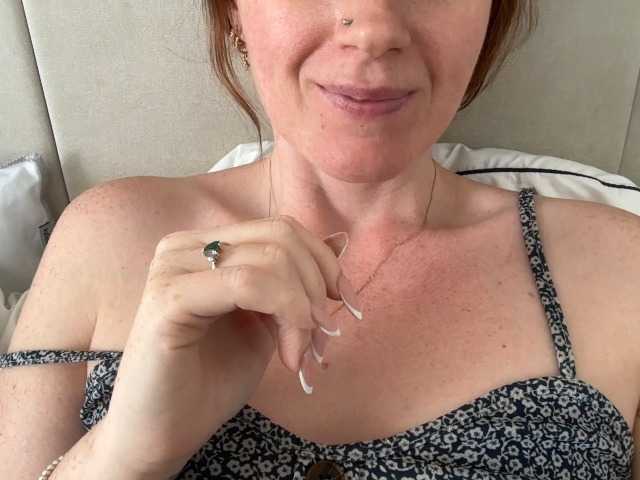REDHEADROSIE live cam on BongaCams
