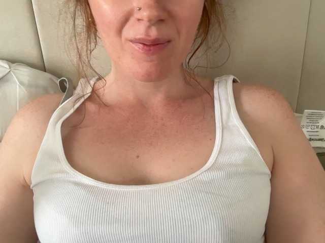 REDHEADROSIE preview