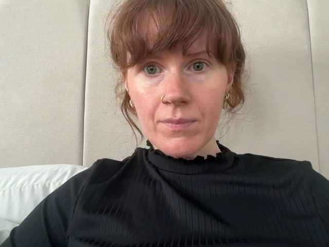 REDHEADROSIE live cam on BongaCams
