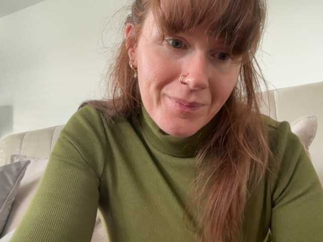 REDHEADROSIE live cam on BongaCams