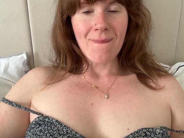 REDHEADROSIE