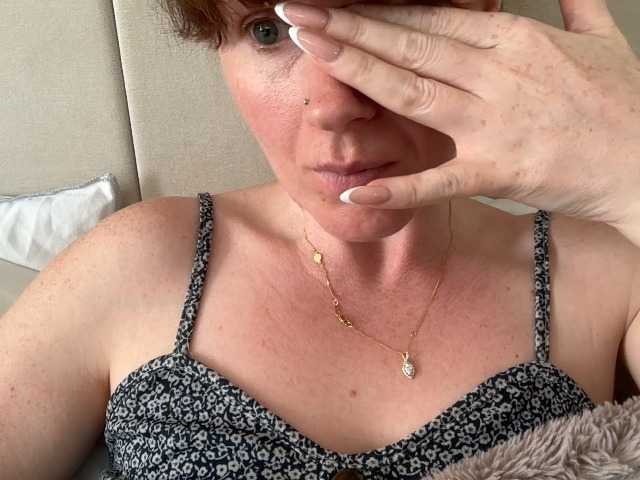 REDHEADROSIE