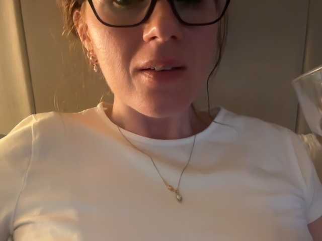 REDHEADROSIE