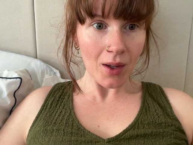 REDHEADROSIE live cam preview