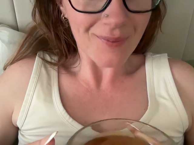 REDHEADROSIE live webcam show