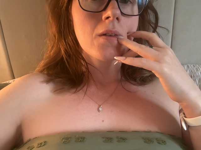 REDHEADROSIE