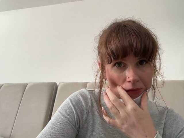 REDHEADROSIE live cam on BongaCams