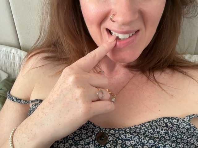 REDHEADROSIE
