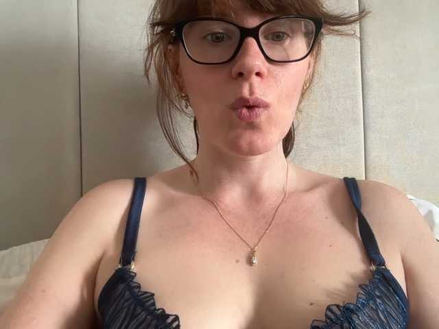 REDHEADROSIE