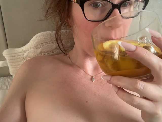 REDHEADROSIE