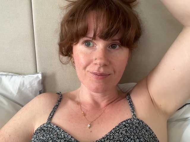 REDHEADROSIE