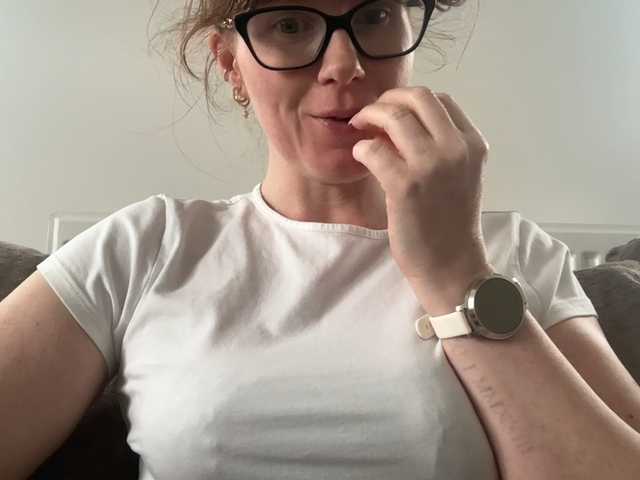 REDHEADROSIE live cam on BongaCams