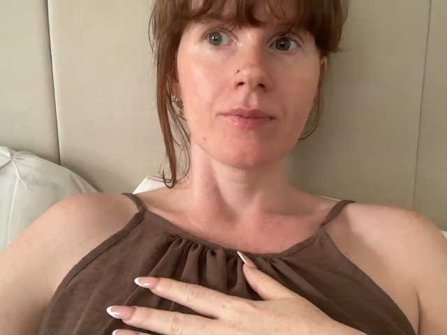 REDHEADROSIE live cam on BongaCams