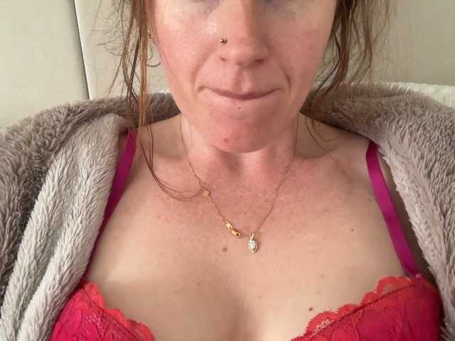REDHEADROSIE