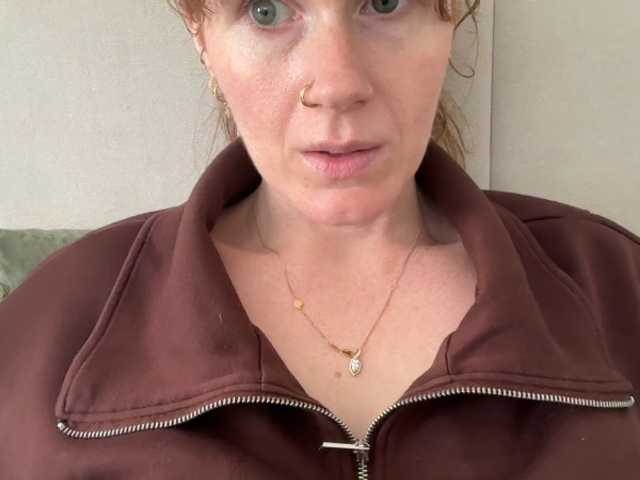 REDHEADROSIE