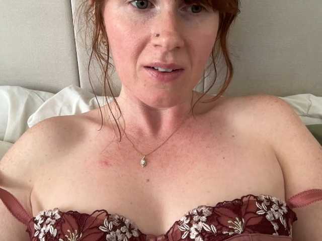 REDHEADROSIE