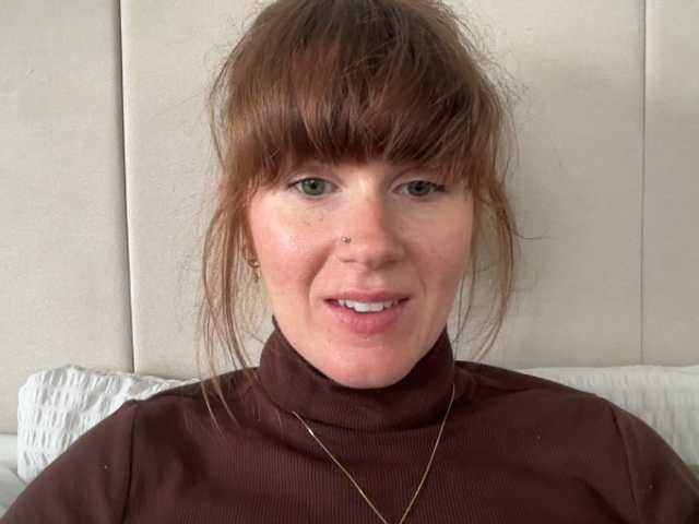 REDHEADROSIE live cam on BongaCams