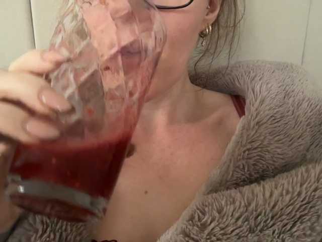 REDHEADROSIE
