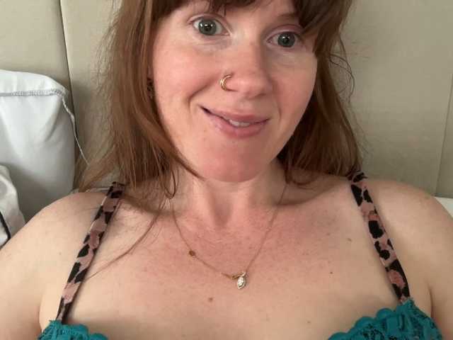 REDHEADROSIE