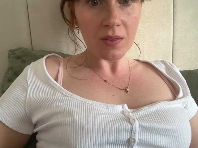 REDHEADROSIE