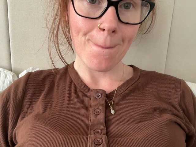 REDHEADROSIE