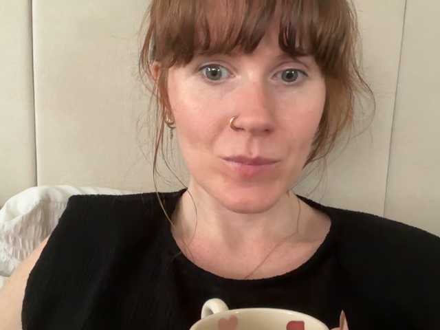 REDHEADROSIE live cam preview