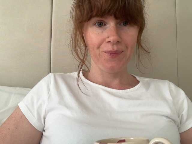 REDHEADROSIE live webcam show