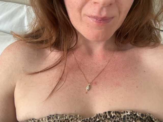 REDHEADROSIE