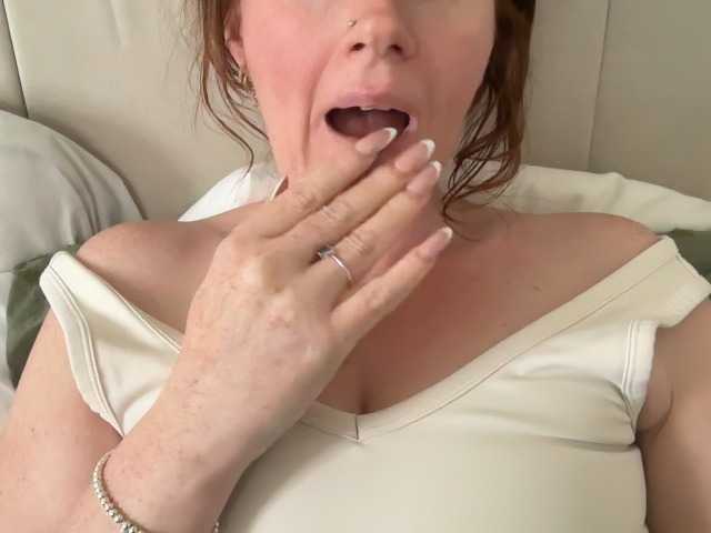 REDHEADROSIE live webcam show