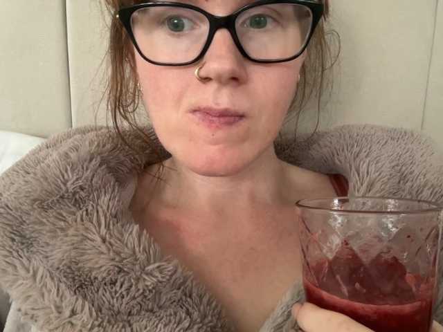 REDHEADROSIE