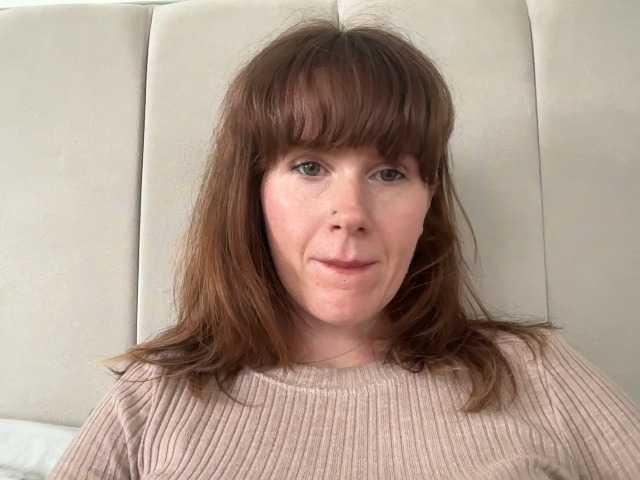 REDHEADROSIE live cam on BongaCams