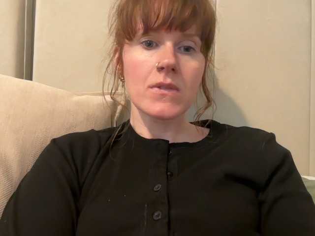 REDHEADROSIE live cam on BongaCams