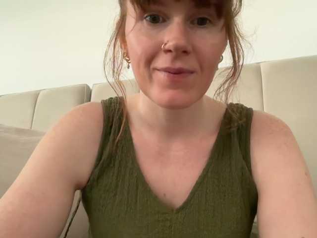 REDHEADROSIE కోసం ప్రివ్యూ