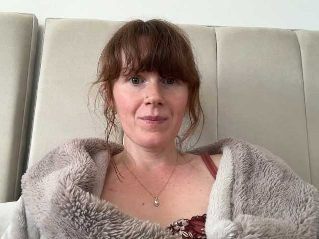 REDHEADROSIE live on BongaCams