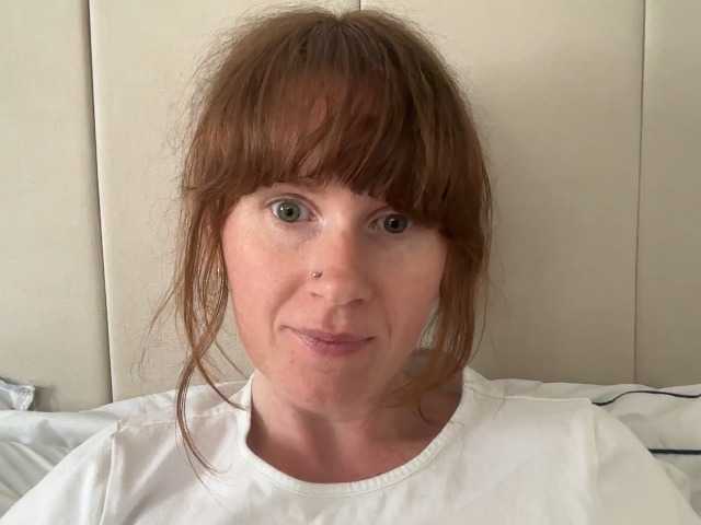 REDHEADROSIE live cam on BongaCams