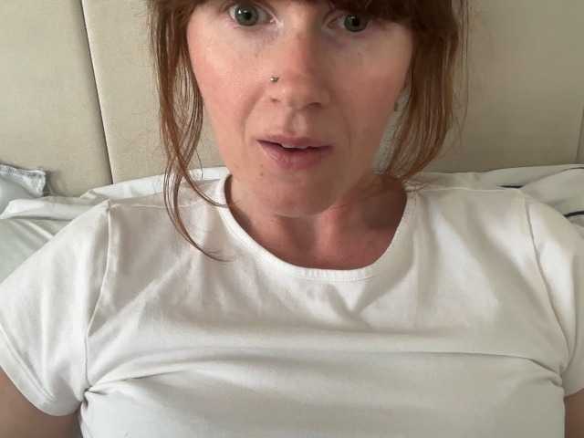 REDHEADROSIE live webcam show