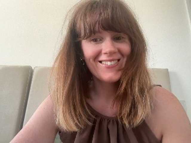 REDHEADROSIE live cam on BongaCams