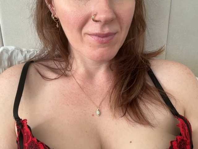 REDHEADROSIE