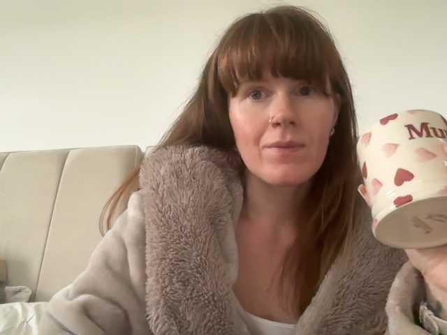 REDHEADROSIE live cam on BongaCams