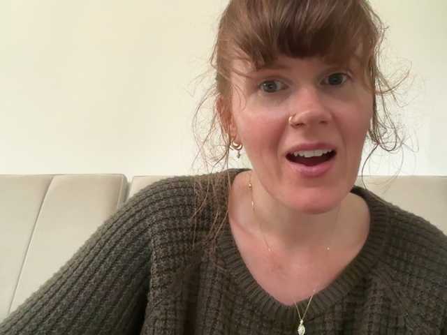 REDHEADROSIE live cam on BongaCams