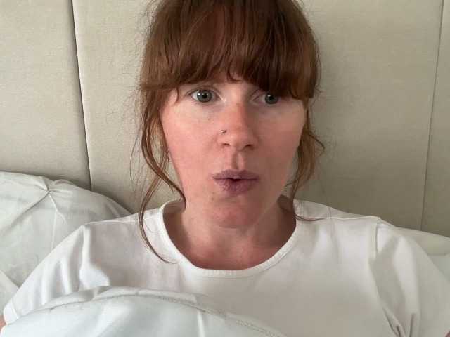 REDHEADROSIE live cam on BongaCams