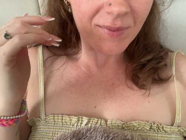 REDHEADROSIE live webcam show