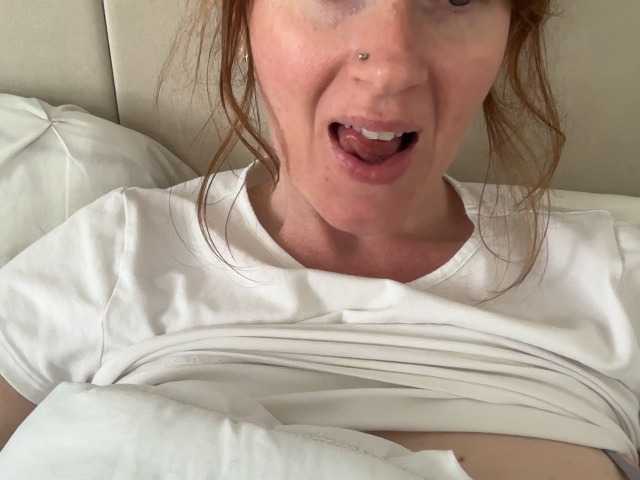 REDHEADROSIE live webcam show