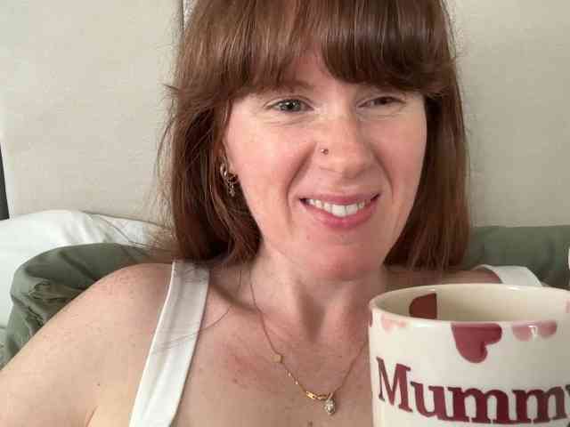 REDHEADROSIE webcam