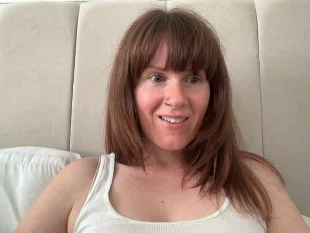 REDHEADROSIE webcam