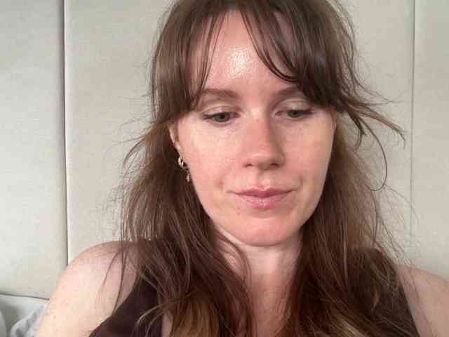 REDHEADROSIE webcam